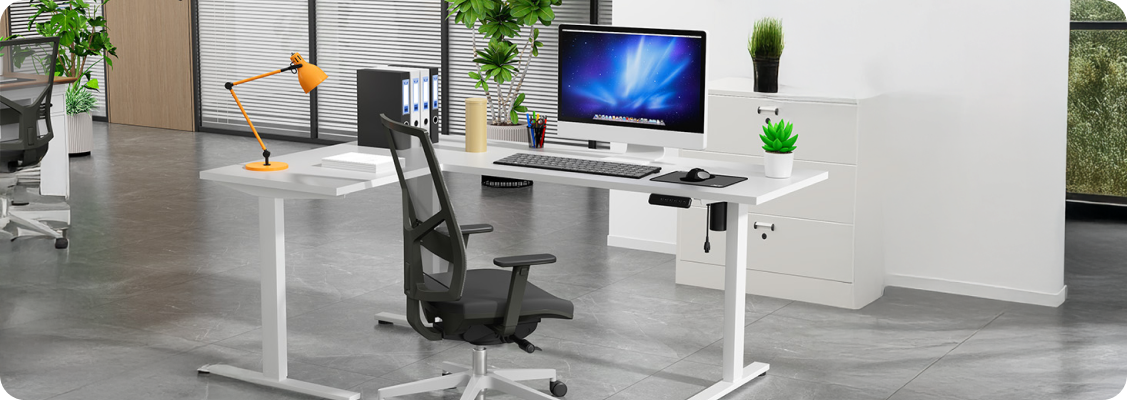 Working at an ergonomically selected electric desk matched to the user's height