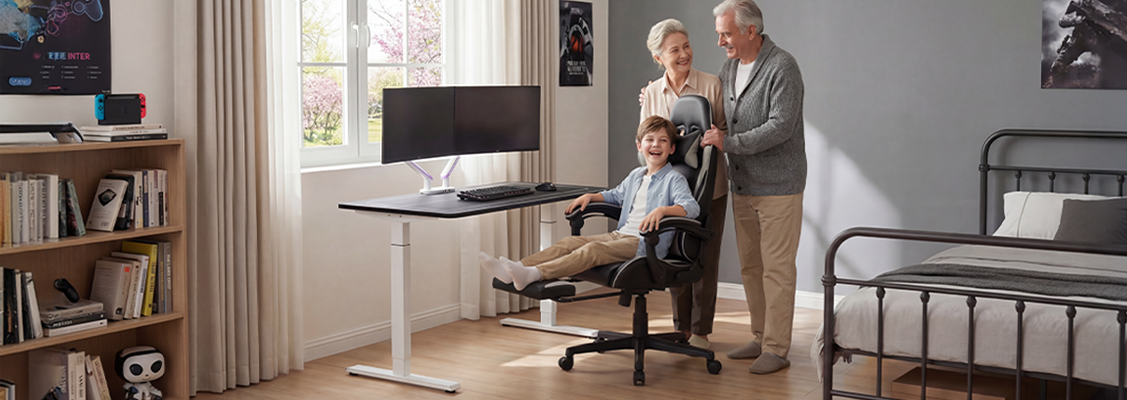 Kompletne stanowisko ergonomiczne Spacetronik z elektrycznie regulowanym biurkiem i fotelem jako nowoczesny prezent na Komunię