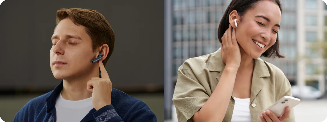 dwie pary słuchawek tłumaczących w użyciu