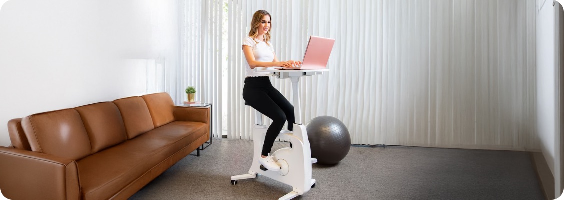 ergonomiczna praca przy biurku