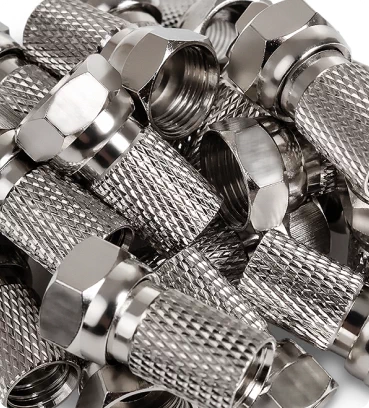 Wtyki i gniazda antenowe