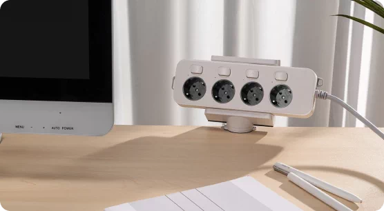 Gniazda meblowe do biurka