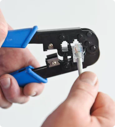 Zaciskarki konektorów