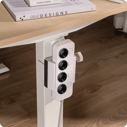 Uchwyty biurkowe i dodatki do biurek