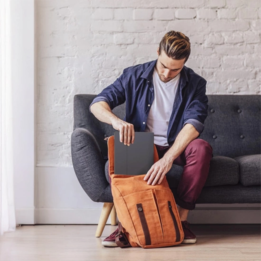 lekki monitor do podróży ARZOPA Z1FC z jasnością 300 nitów