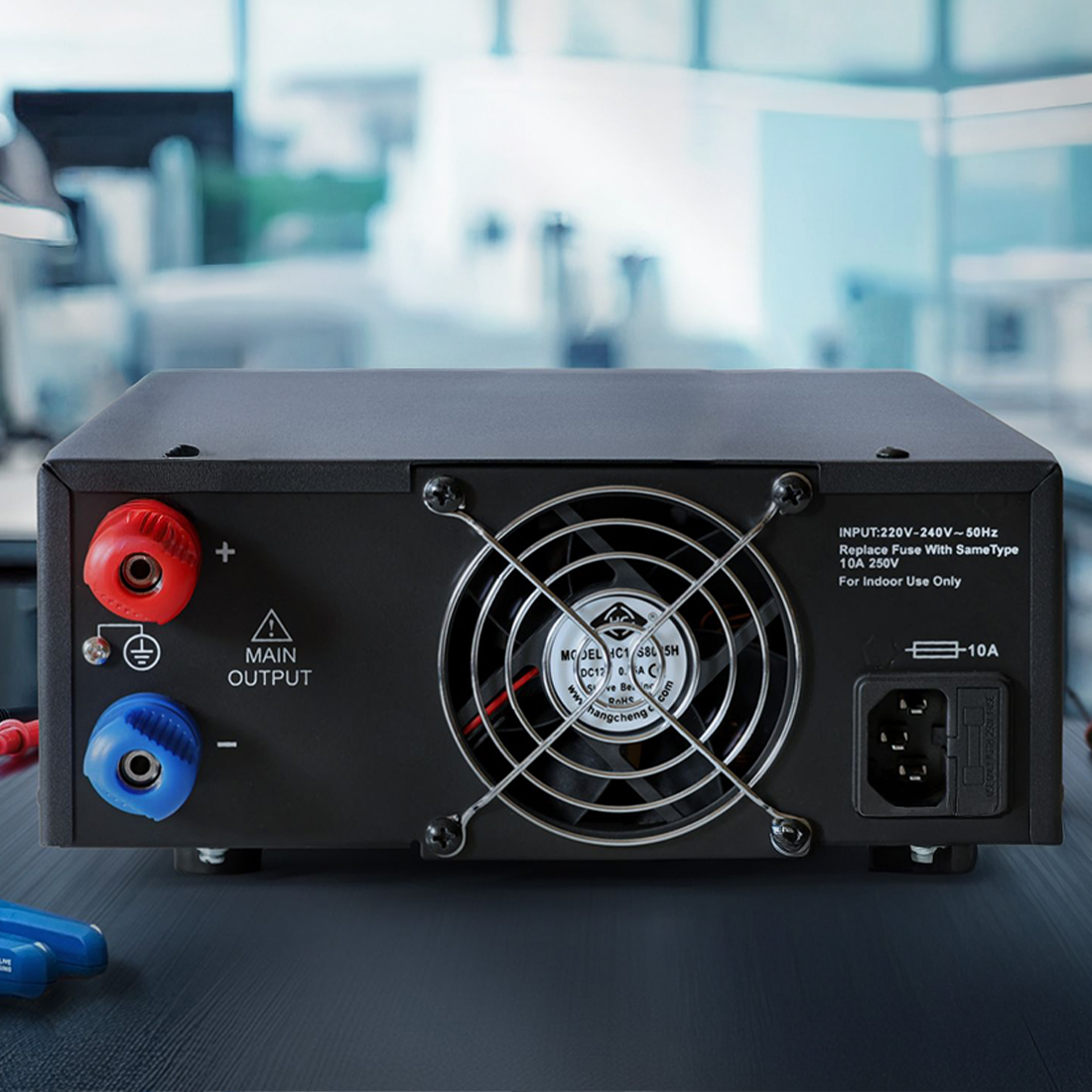 PeakTech P 6168 tryby CV CC precyzyjna regulacja napięcia i prądu