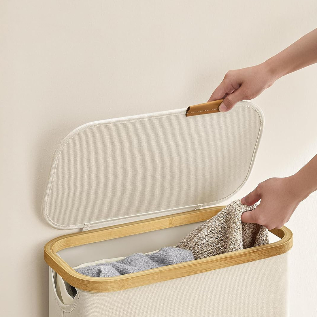 Kosz na pranie z pokrywą Spacetronik SFFL0011_V3 biały kremowy bambusowa ramka