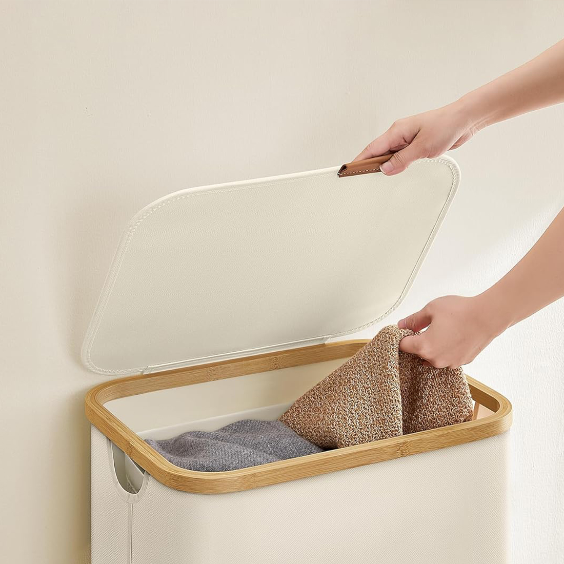 Kosz na pranie z pokrywą Spacetronik SFFL0012_V3 kremowy biały bambusowa ramka