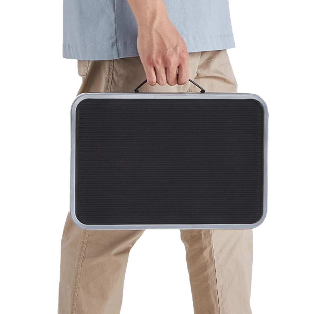 1-stufiger SPACETRONIK Stahltitt mit rutschfester Matte und Gummifüßen